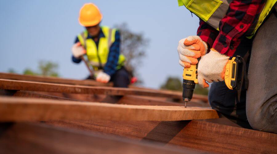 Expert Emergency Roof Repairs services in Kempton, IL